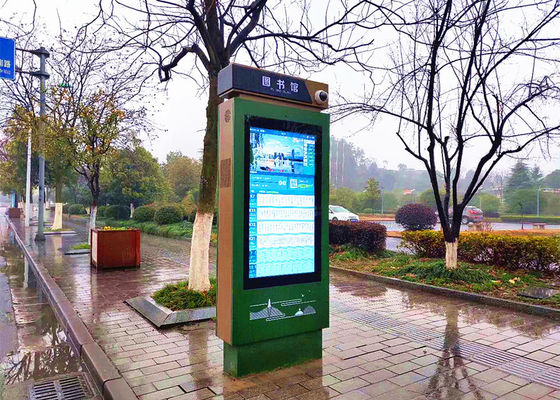 Cina Bus Station Totem Digital Signage, Layar Sentuh Digital Signage Eksterior pemasok