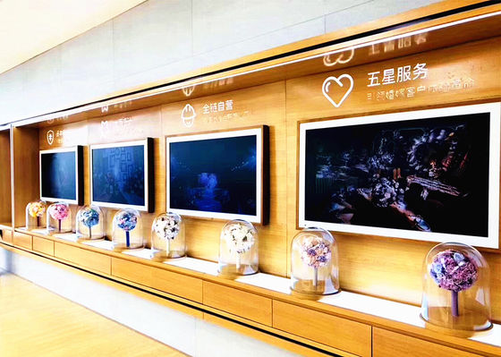 Cina Multi Touch LCD Digital Signage Display Restart Otomatis Dan Shutdown pemasok