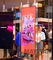 Layar Iklan Digital Ukuran Ganda 55 Inch OLED Wallpaper Hanging Retail Display pemasok